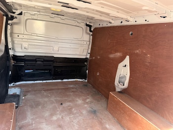 Used Nissan NV300 2021 for sale - 78523885: Photo