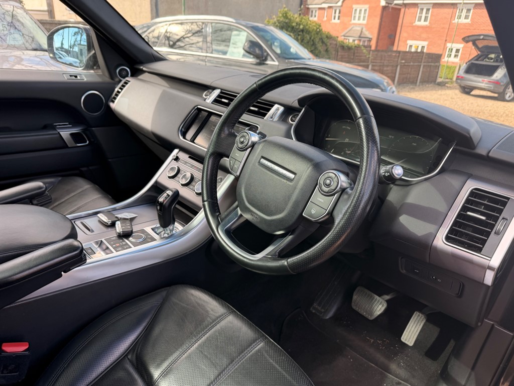 Used Land Rover Range Rover Sport 2016 for sale - 77890215: Photo 16