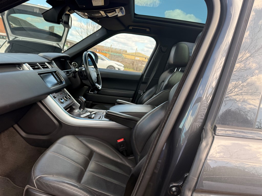Used Land Rover Range Rover Sport 2016 for sale - 77890215: Photo 7