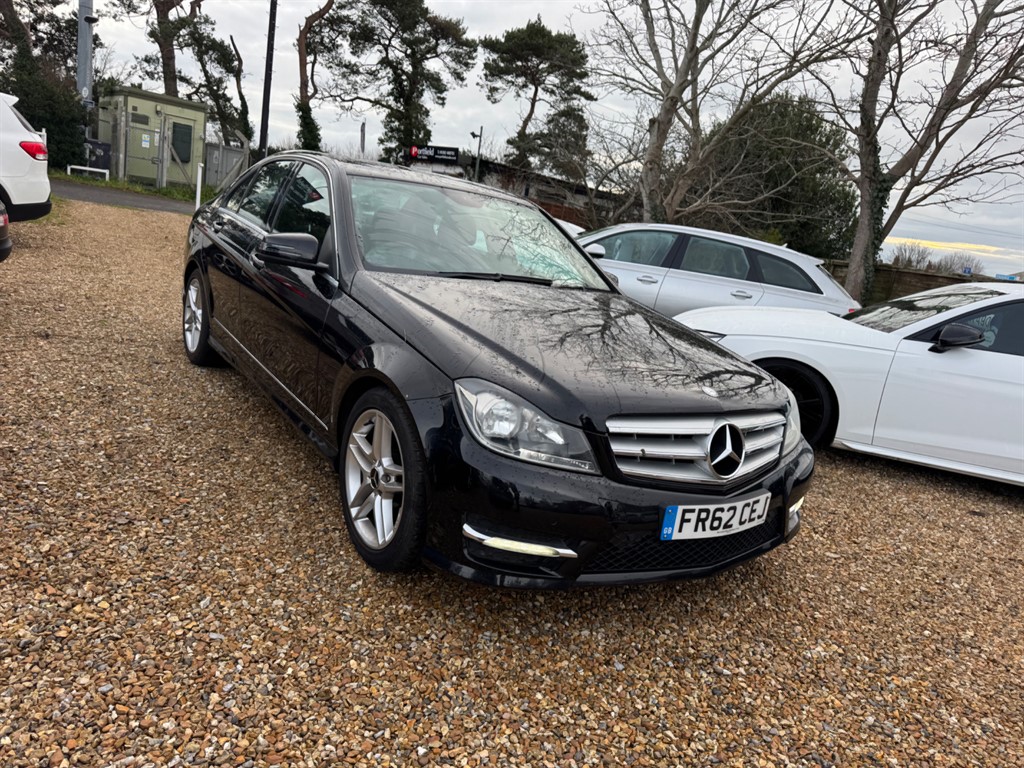 Used Mercedes-Benz C Class 2013 for sale - 77137957: Photo 2