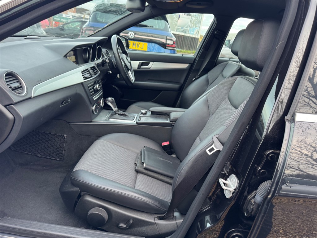 Used Mercedes-Benz C Class 2013 for sale - 77137957: Photo 7