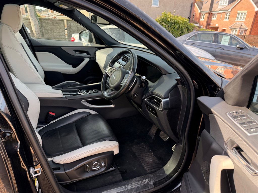 Used Jaguar F-Pace 2018 for sale - 77718291: Photo 15