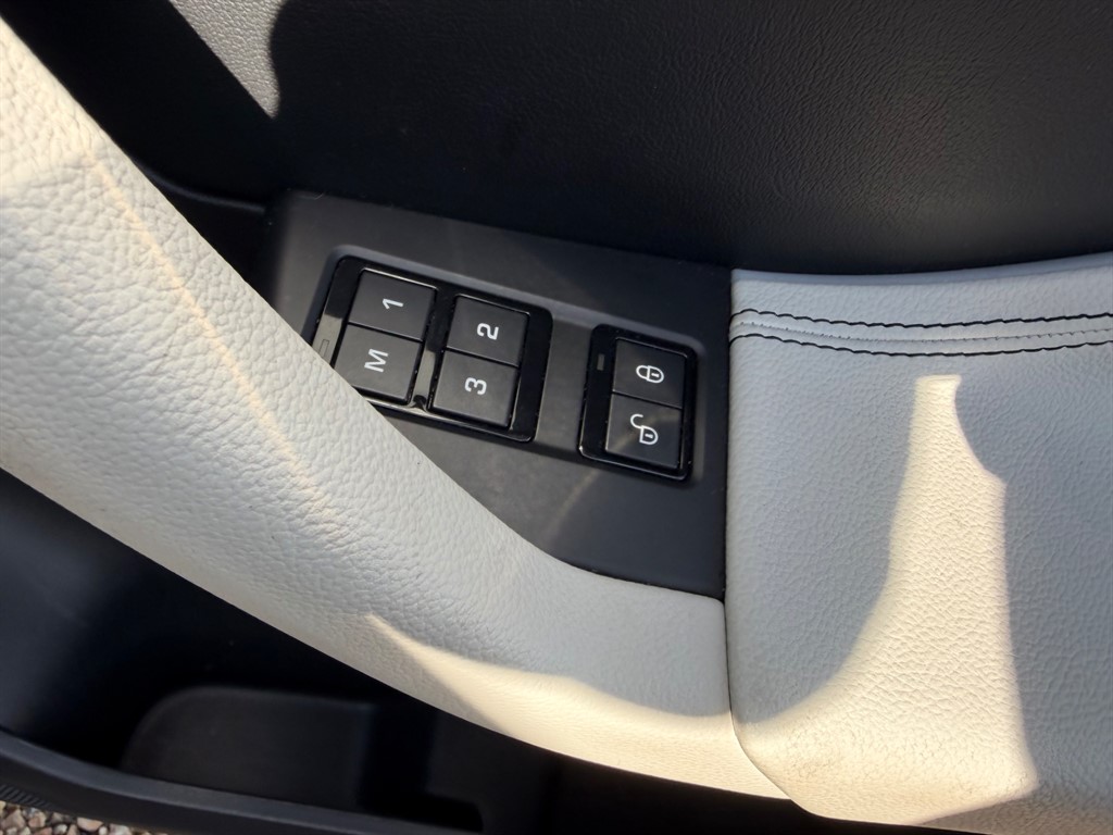 Used Jaguar F-Pace 2018 for sale - 77718291: Photo 22