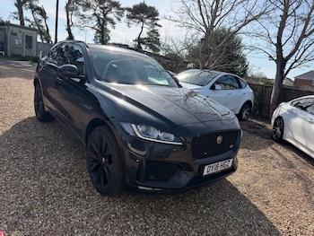Used Jaguar F-Pace 2018 for sale - 77718291: Photo