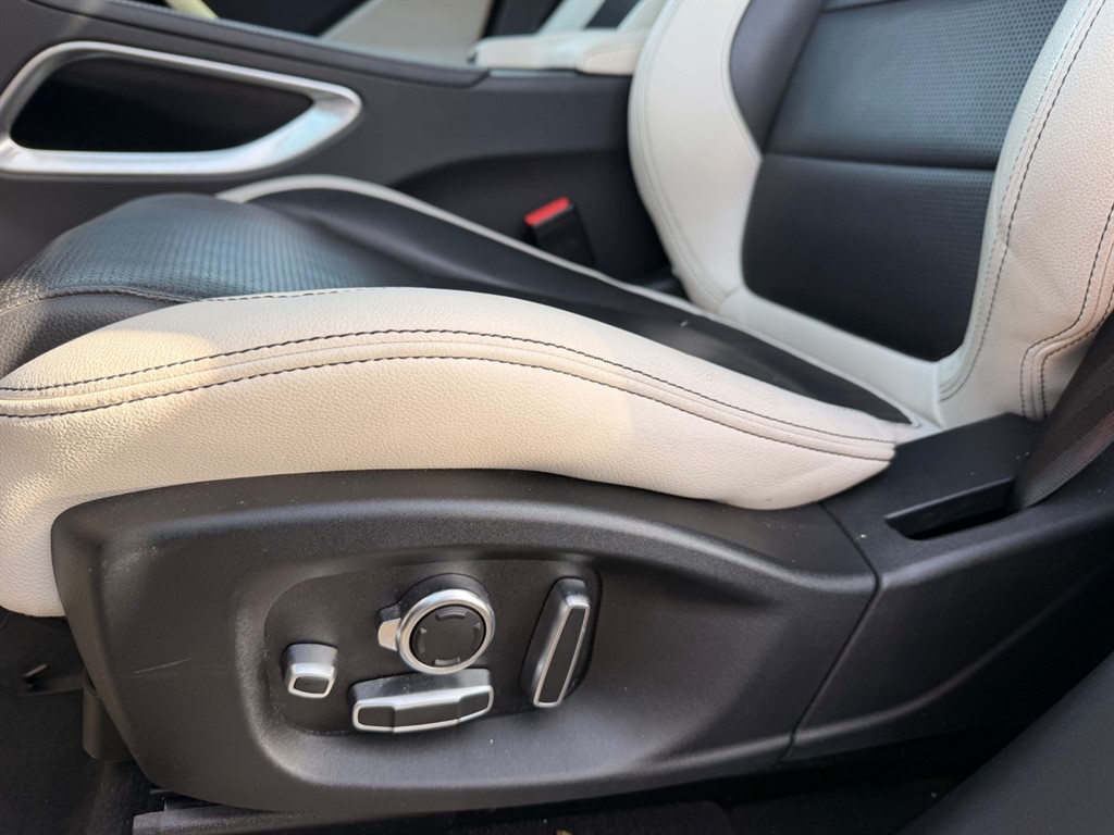 Used Jaguar F-Pace 2018 for sale - 77718291: Photo 8