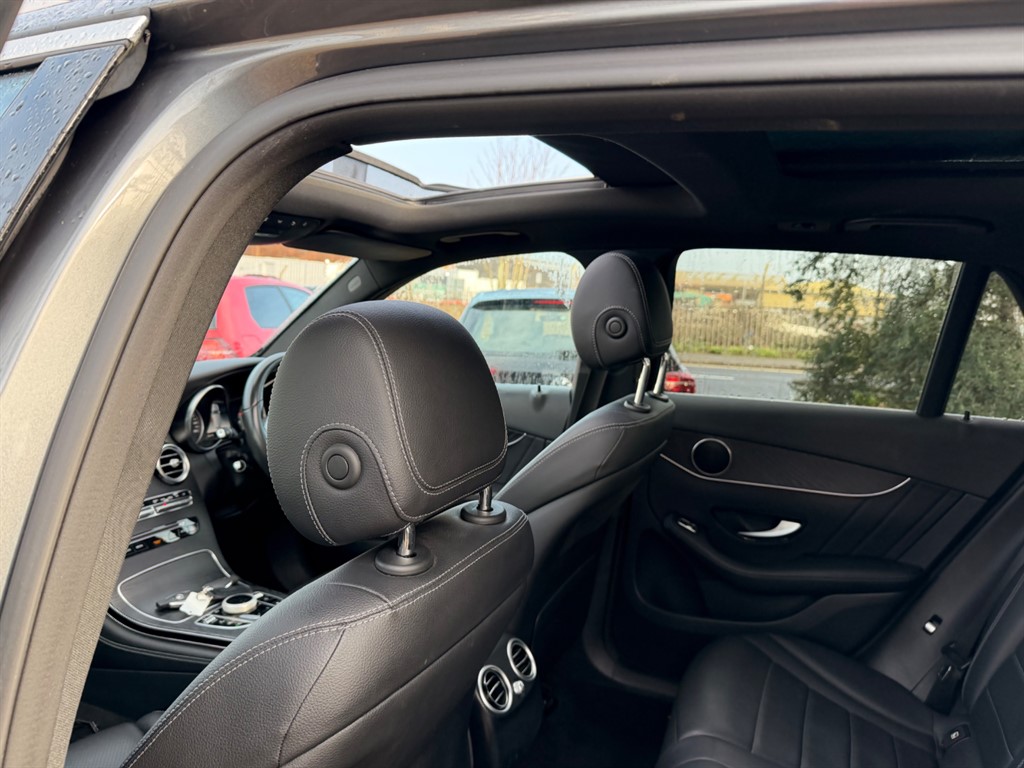 Used Mercedes-Benz GLC 2018 for sale - 77381232: Photo 12