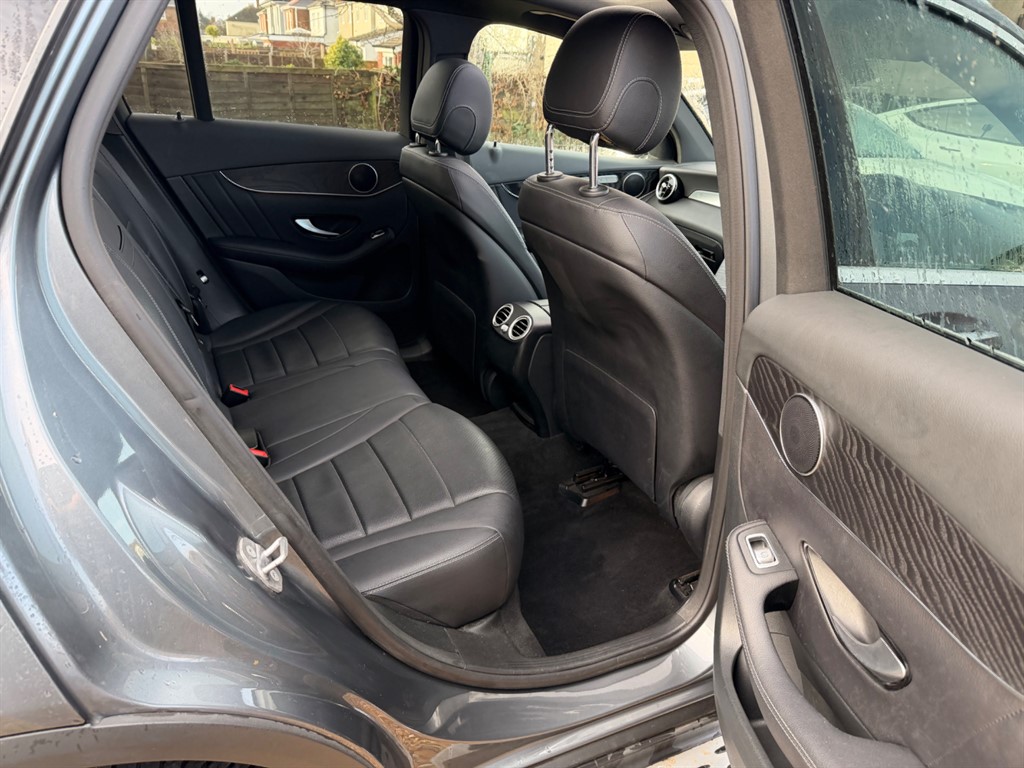 Used Mercedes-Benz GLC 2018 for sale - 77381232: Photo 15