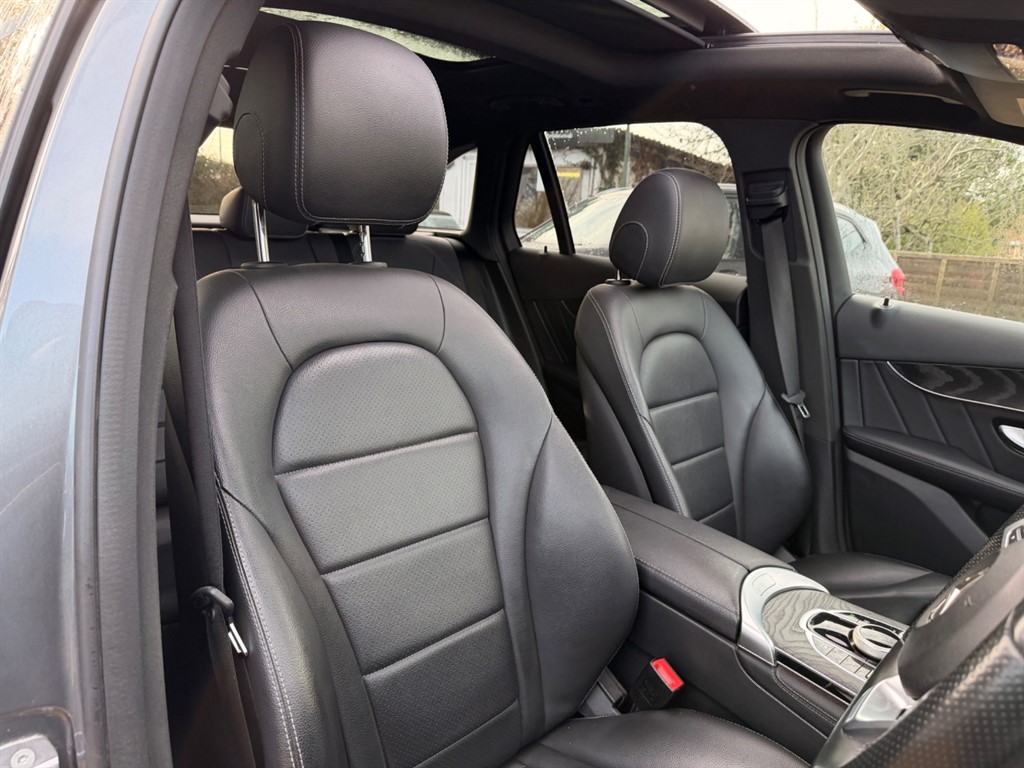 Used Mercedes-Benz GLC 2018 for sale - 77381232: Photo 21