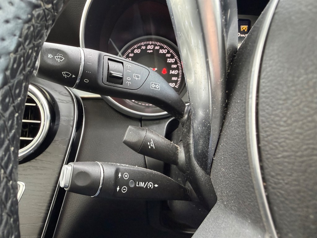 Used Mercedes-Benz GLC 2018 for sale - 77381232: Photo 30