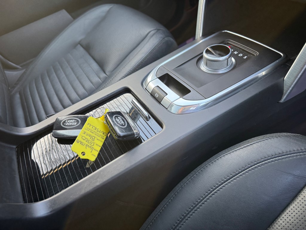 Used Land Rover Discovery Sport 2015 for sale - 77137945: Photo 24