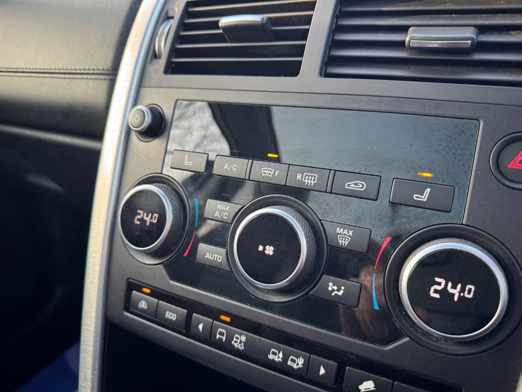 Used Land Rover Discovery Sport 2015 for sale - 77137945: Photo 30