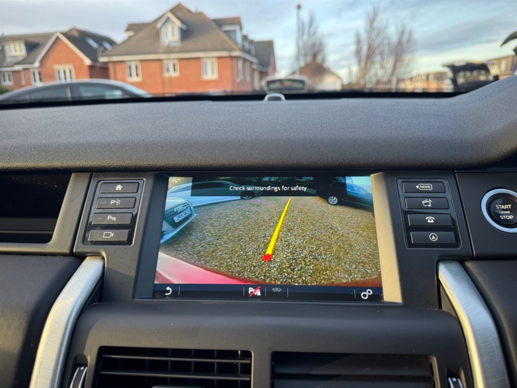 Used Land Rover Discovery Sport 2015 for sale - 77137945: Photo 31