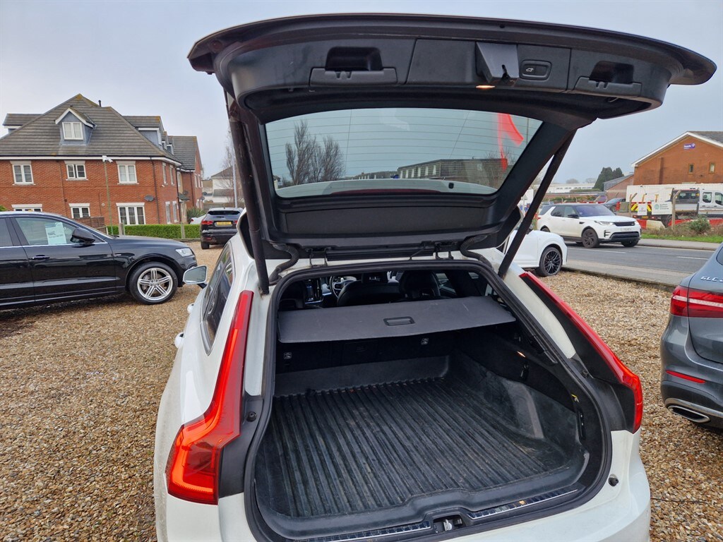 Used Volvo V90 2018 for sale - 77810517: Photo 9