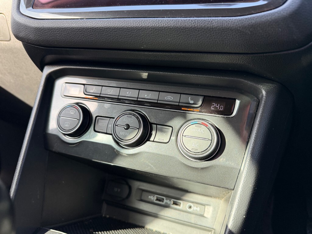 Used Volkswagen Tiguan 2018 for sale - 77653375: Photo 10