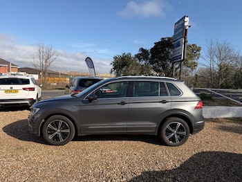 Used Volkswagen Tiguan 2018 for sale - 77653375: Photo