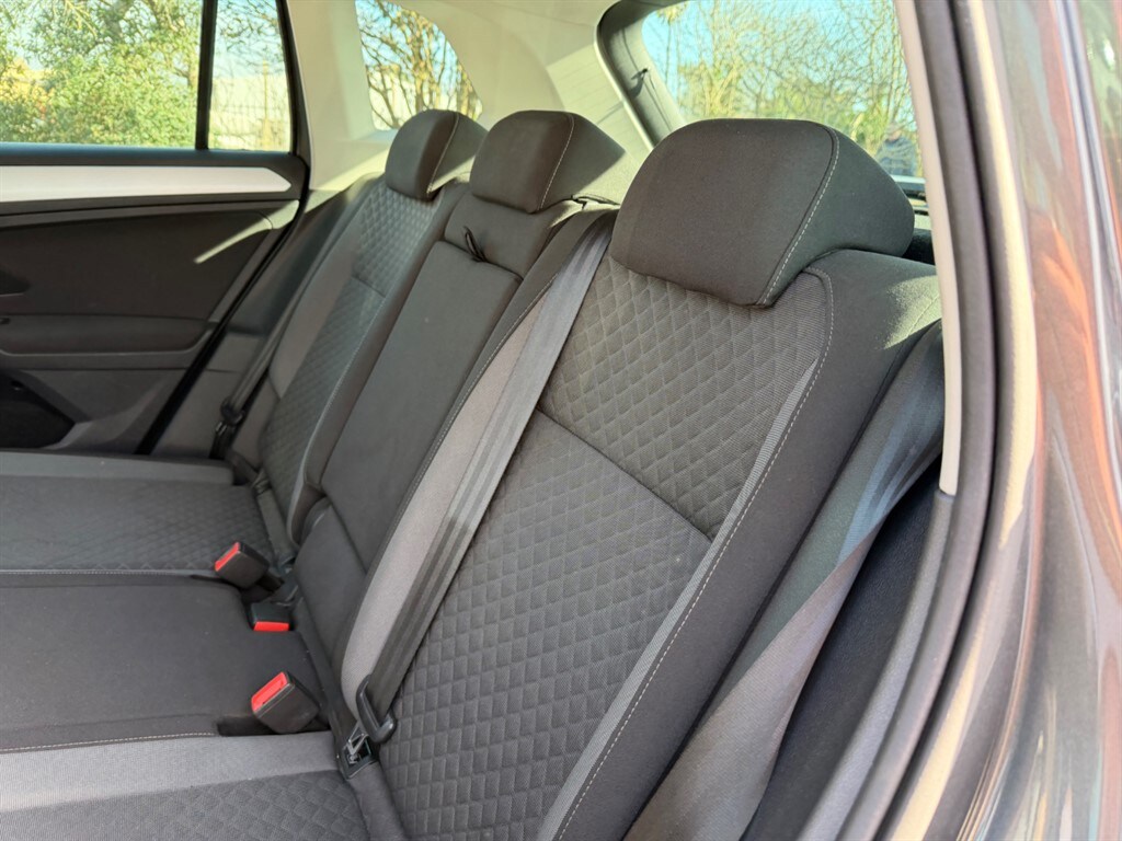 Used Volkswagen Tiguan 2018 for sale - 77653375: Photo 8