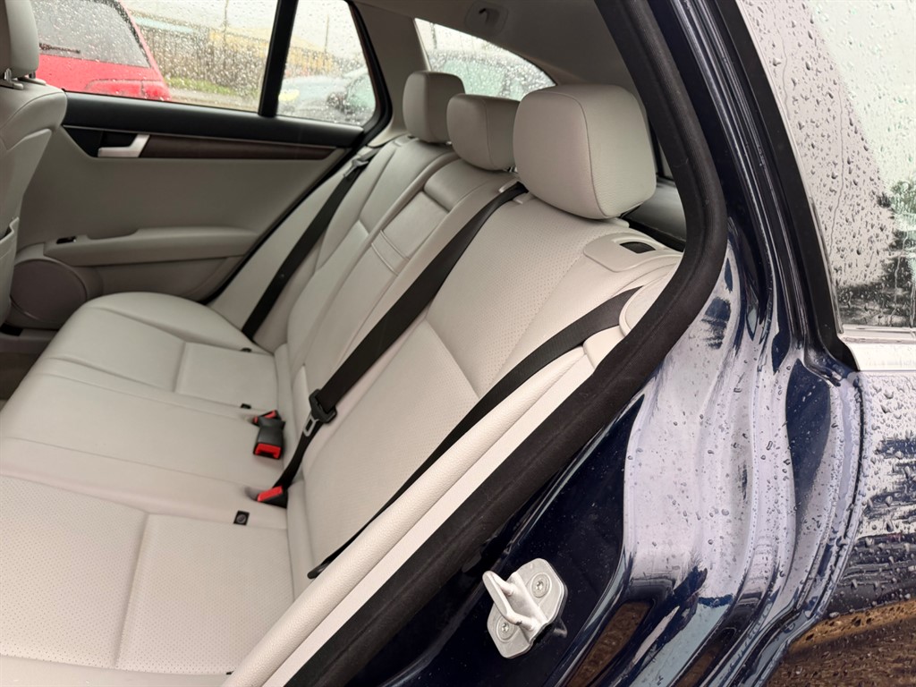 Used Mercedes-Benz C Class 2014 for sale - 77381253: Photo 10