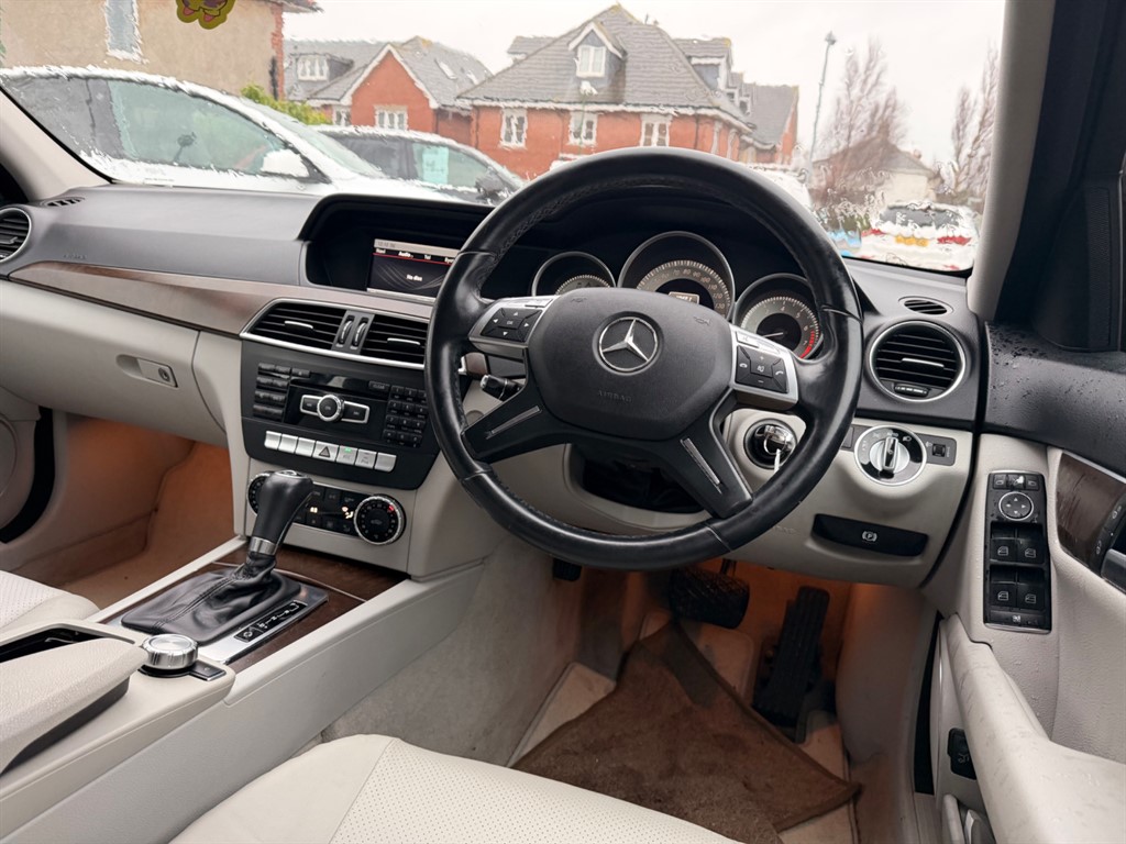 Used Mercedes-Benz C Class 2014 for sale - 77381253: Photo 15