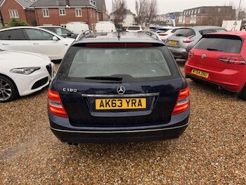 Used Mercedes-Benz C Class 2014 for sale - 77381253: Photo