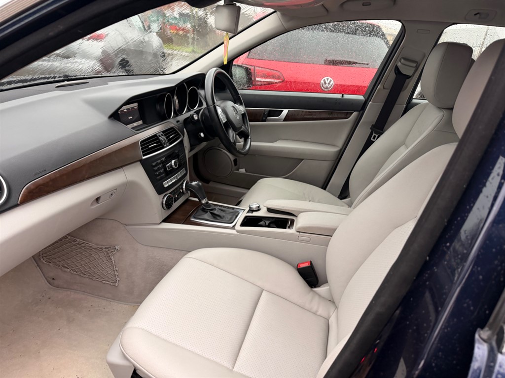 Used Mercedes-Benz C Class 2014 for sale - 77381253: Photo 7