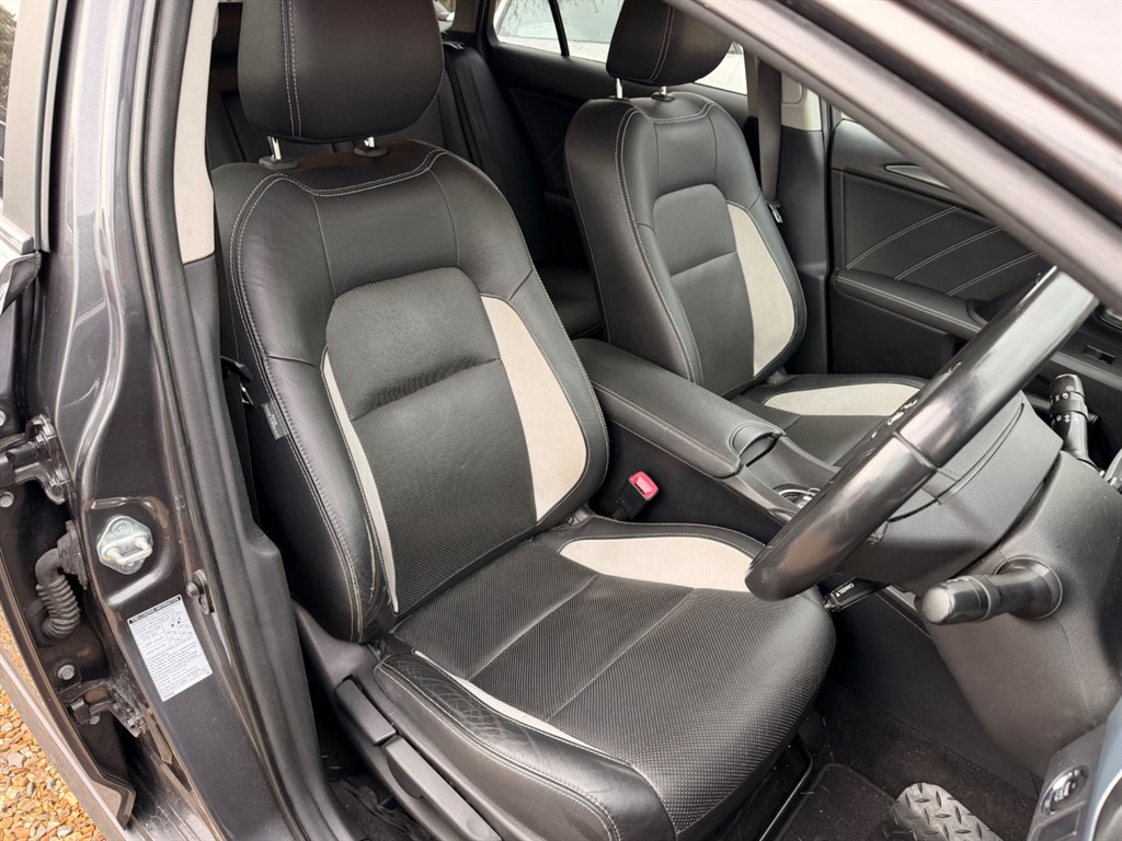 Used Toyota Avensis 2018 for sale - 77619538: Photo 7