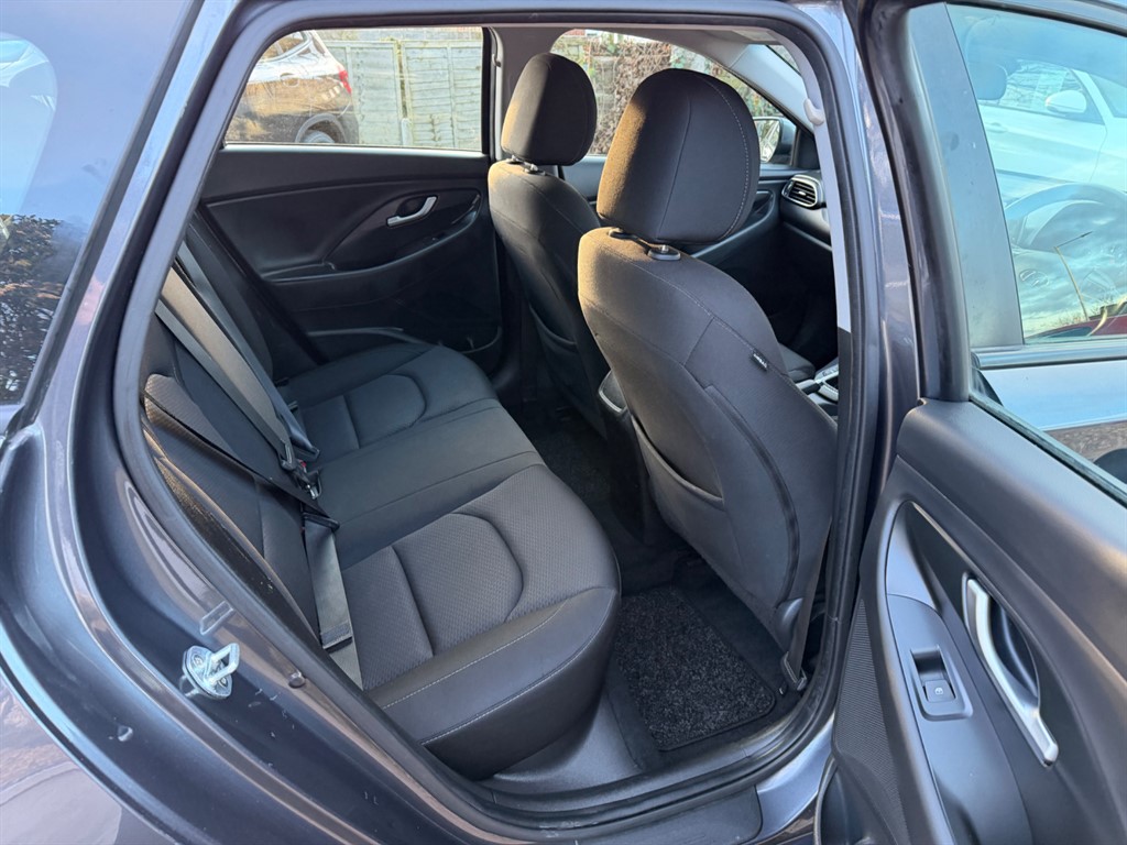 Used Hyundai i30 2021 for sale - 77442930: Photo 16