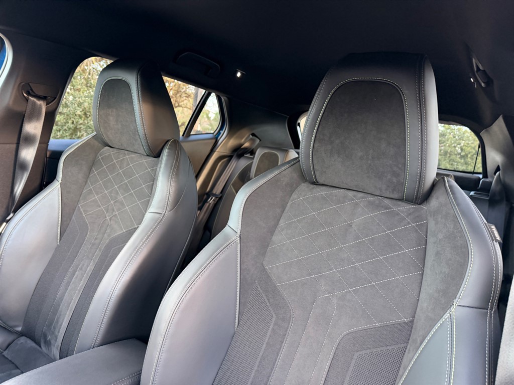 Used Peugeot 2008 2022 for sale - 77841877: Photo 12