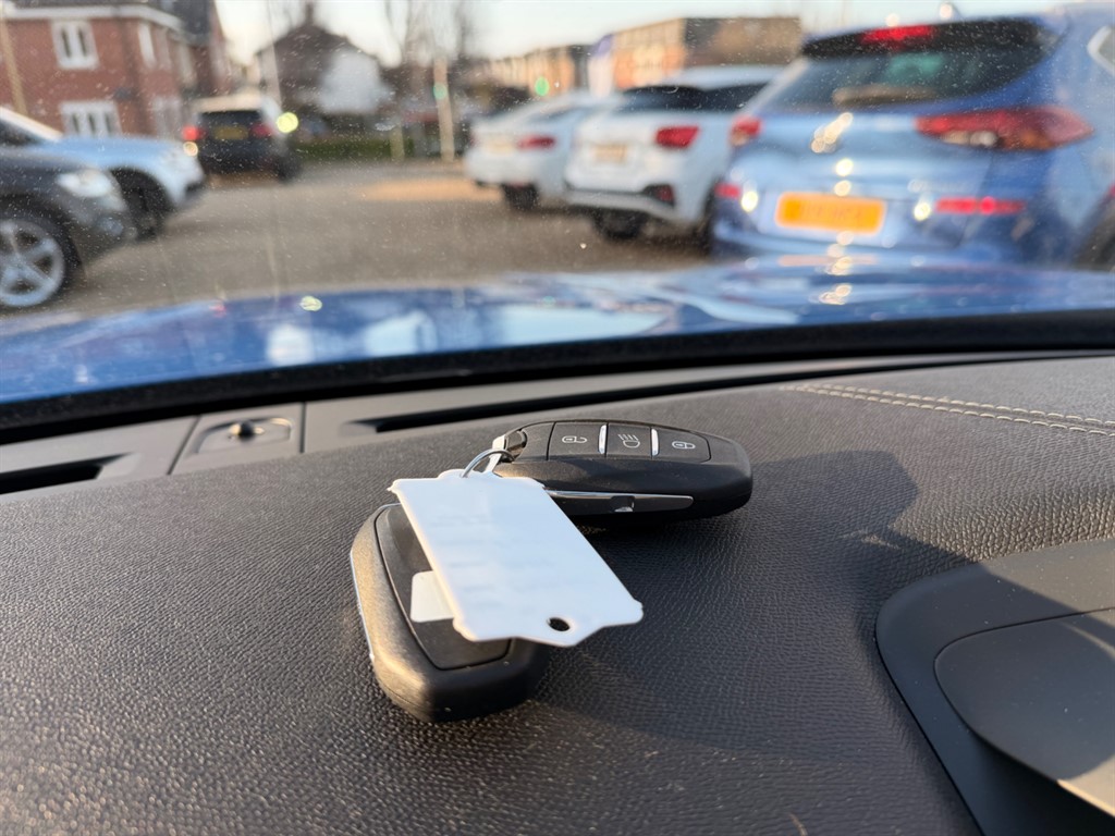 Used Peugeot 2008 2022 for sale - 77841877: Photo 27