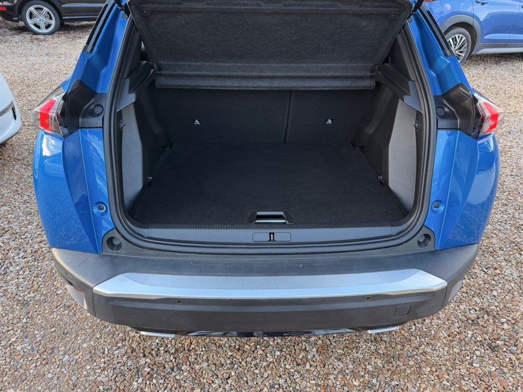 Used Peugeot 2008 2022 for sale - 77841877: Photo 8