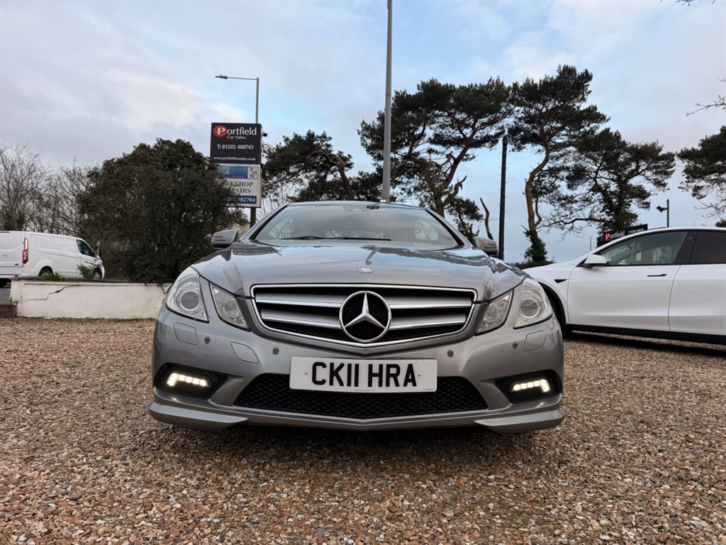 Used Mercedes-Benz E Class 2011 for sale - 77911509: Photo 2