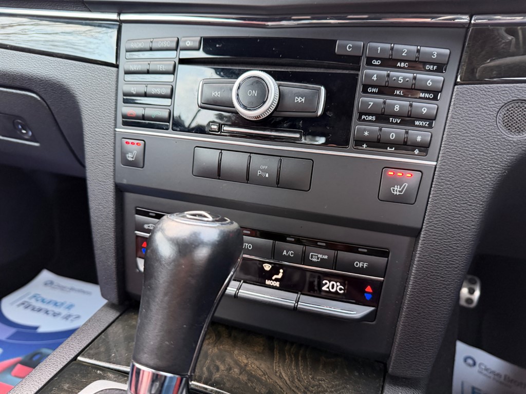 Used Mercedes-Benz E Class 2011 for sale - 77911509: Photo 22