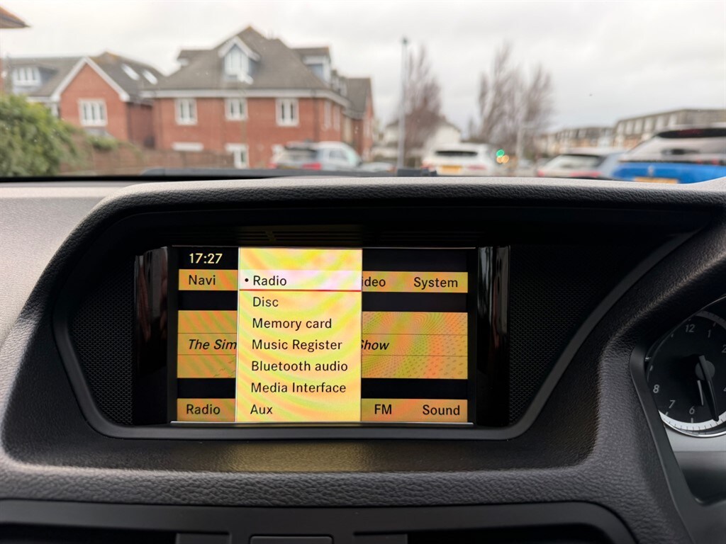 Used Mercedes-Benz E Class 2011 for sale - 77911509: Photo 23