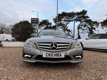 Used Mercedes-Benz E Class 2011 for sale - 77911509: Photo