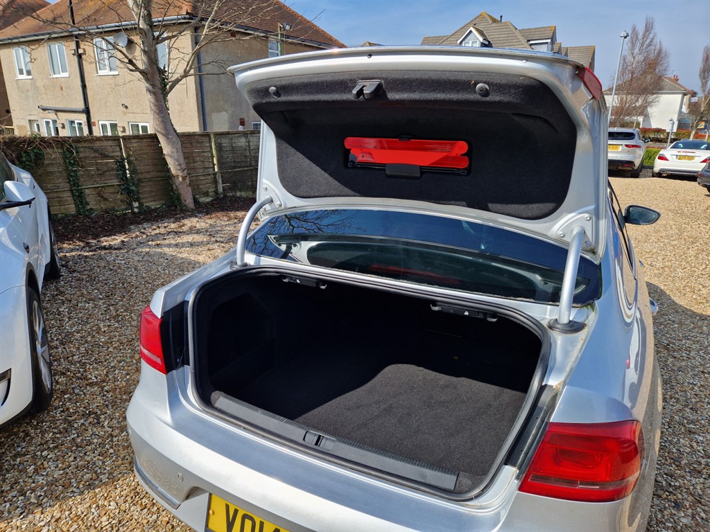 Used Volkswagen Passat 2014 for sale - 77965539: Photo 8