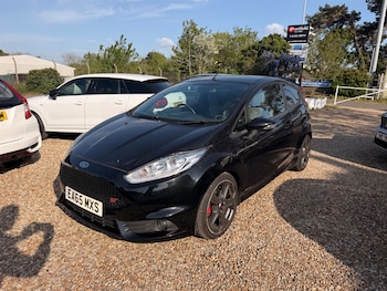 Used Ford Fiesta 2015 for sale - 78418955: Photo