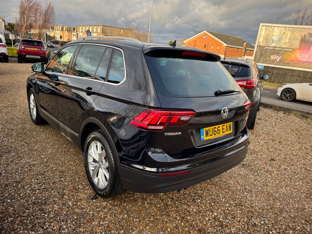 Used Volkswagen Tiguan 2016 for sale - 77137978: Photo 11