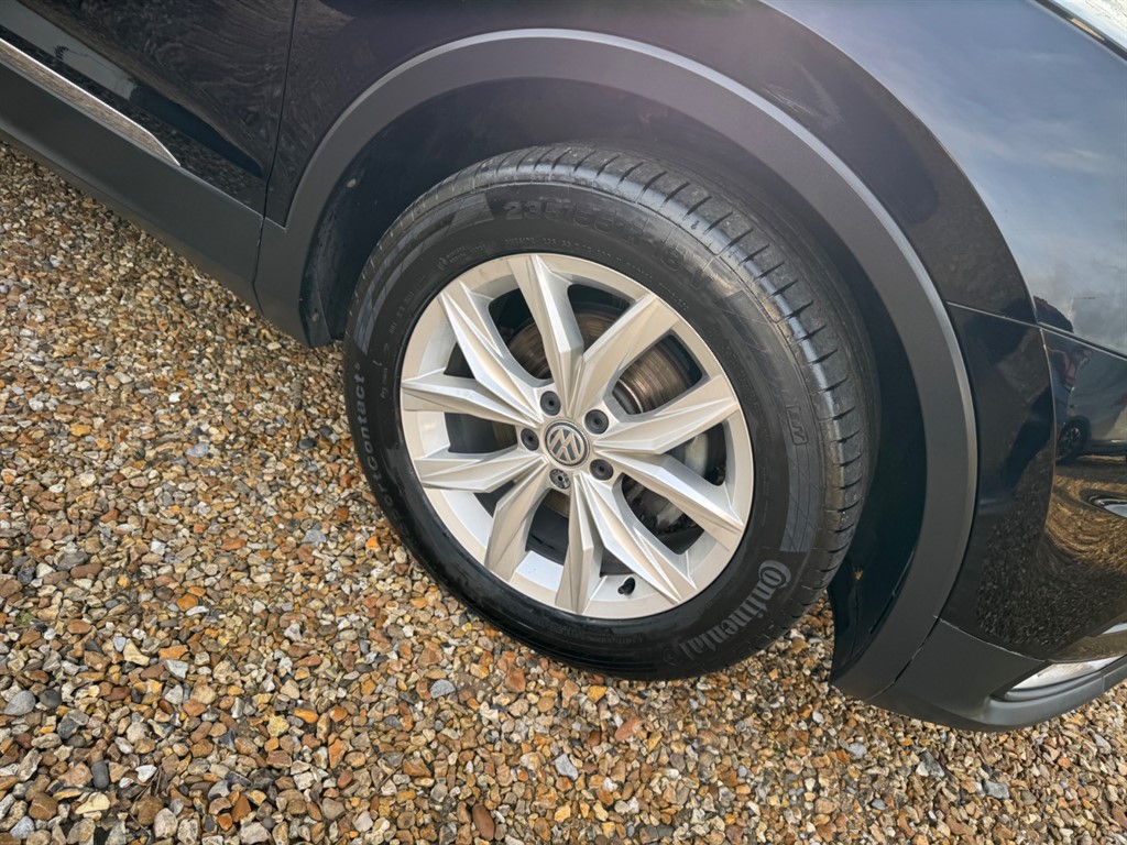 Used Volkswagen Tiguan 2016 for sale - 77137978: Photo 4