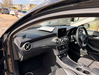 Used Mercedes-Benz GLA 2019 for sale - 78216042: Photo