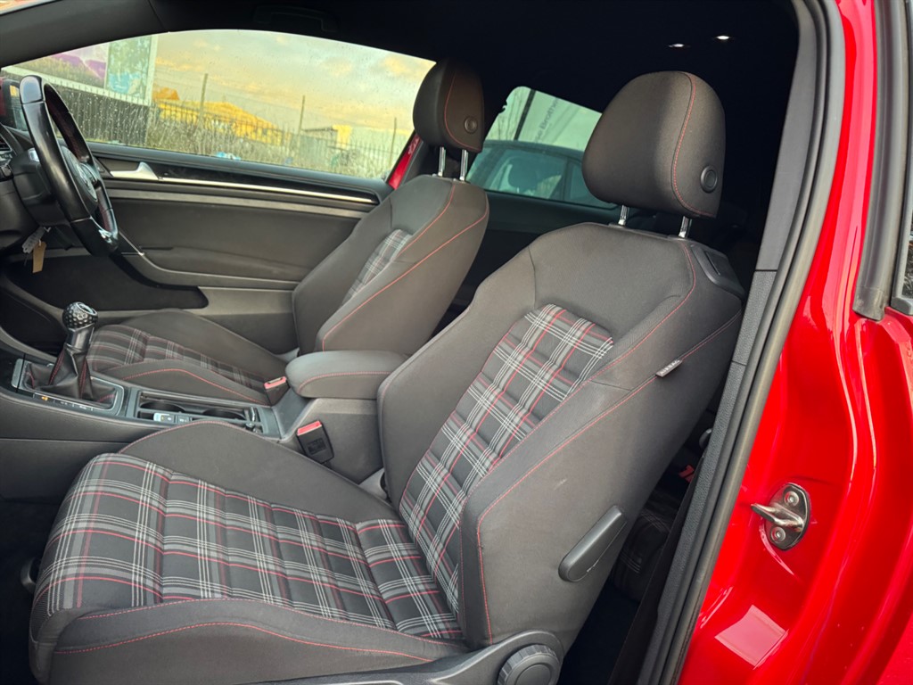 Used Volkswagen Golf 2014 for sale - 77160873: Photo 11