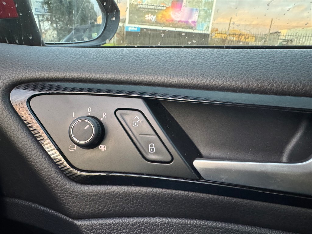 Used Volkswagen Golf 2014 for sale - 77160873: Photo 15