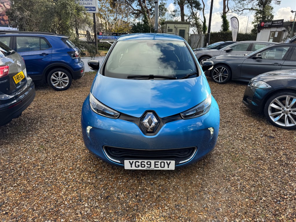 Used Renault Zoe 2019 for sale - 77137943: Photo 2