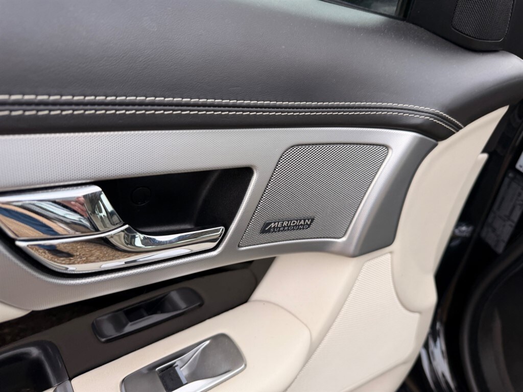 Used Jaguar XF 2013 for sale - 77911512: Photo 10