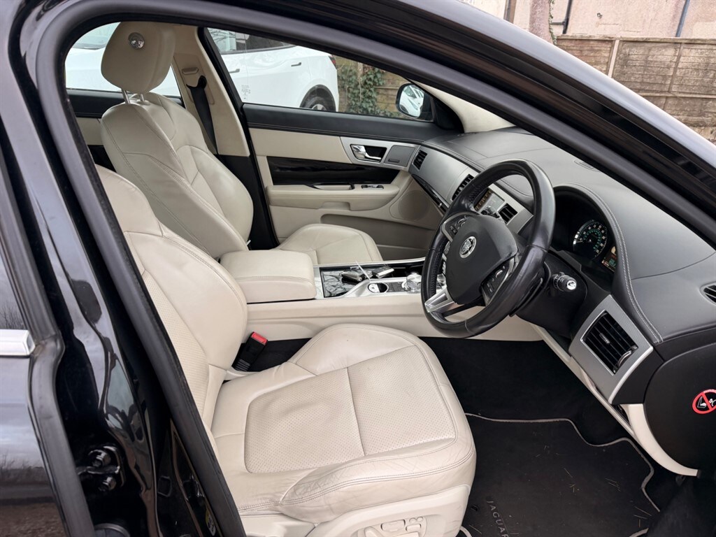 Used Jaguar XF 2013 for sale - 77911512: Photo 12