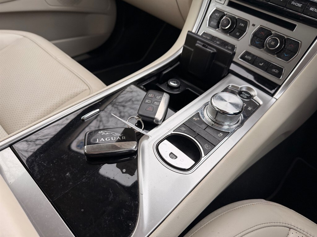 Used Jaguar XF 2013 for sale - 77911512: Photo 16