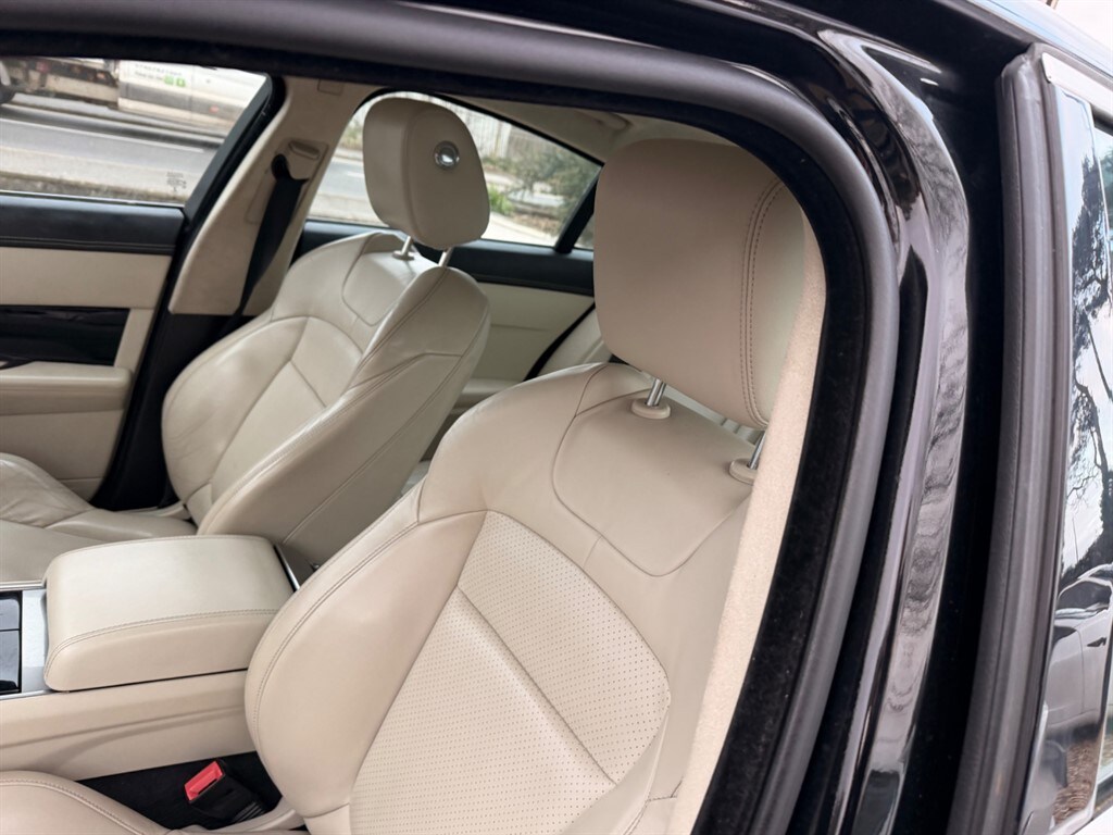 Used Jaguar XF 2013 for sale - 77911512: Photo 6