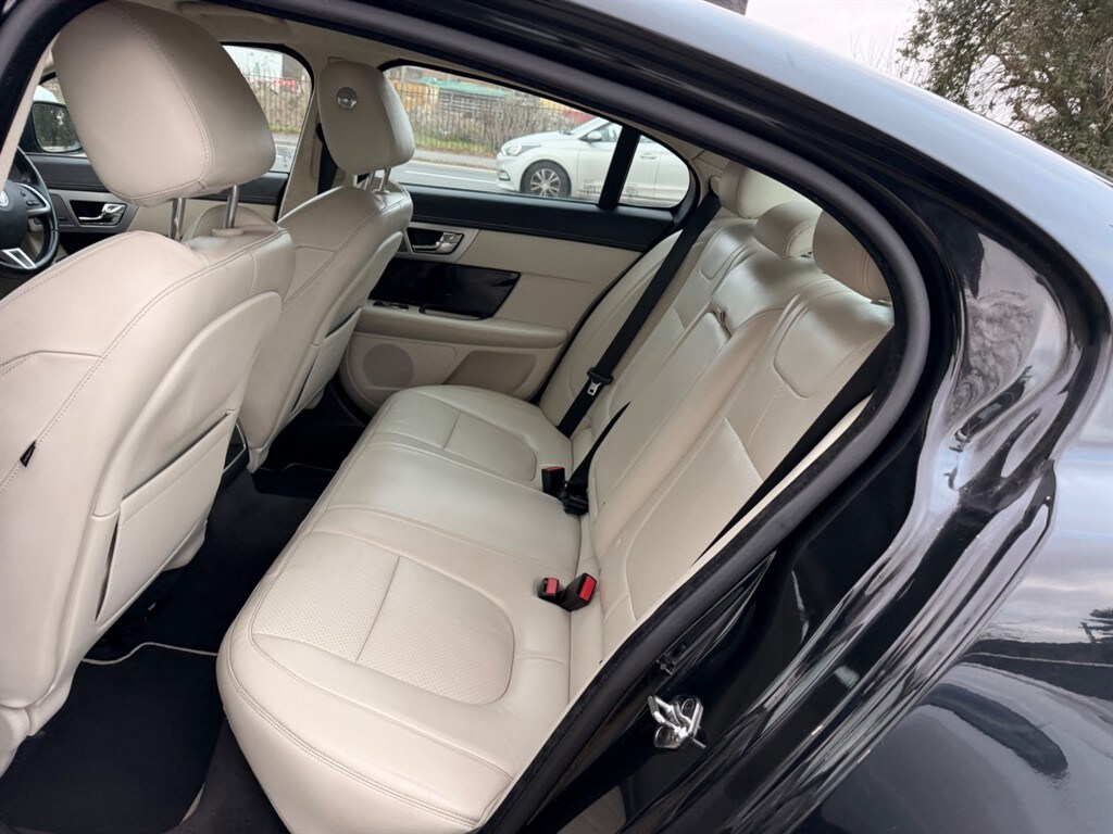 Used Jaguar XF 2013 for sale - 77911512: Photo 9