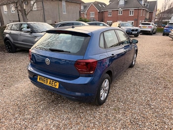Used Volkswagen Polo 2019 for sale - 77975708: Photo