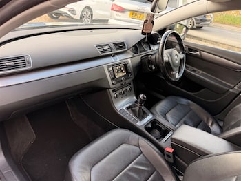 Used Volkswagen Passat 2014 for sale - 78638472: Photo