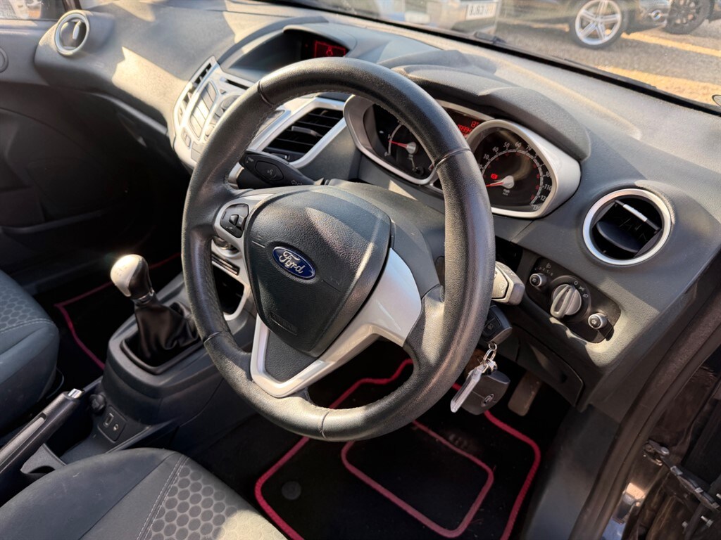 Used Ford Fiesta 2012 for sale - 77890211: Photo 11