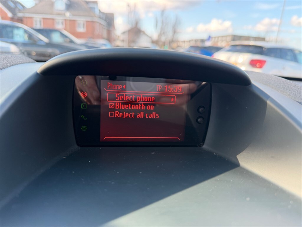 Used Ford Fiesta 2012 for sale - 77890211: Photo 12